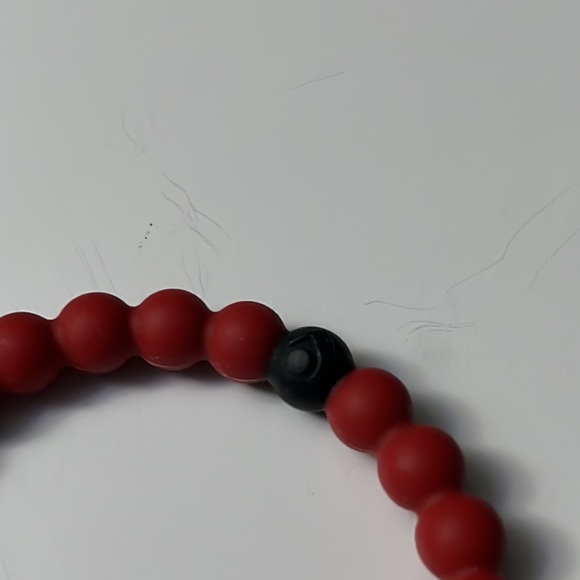 Red Lokai bracelet - Picture 3 of 3